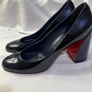 Christian Louboutin Miss Sab
Pumps - Patent calf leather Blue W/40.5 US/10.5